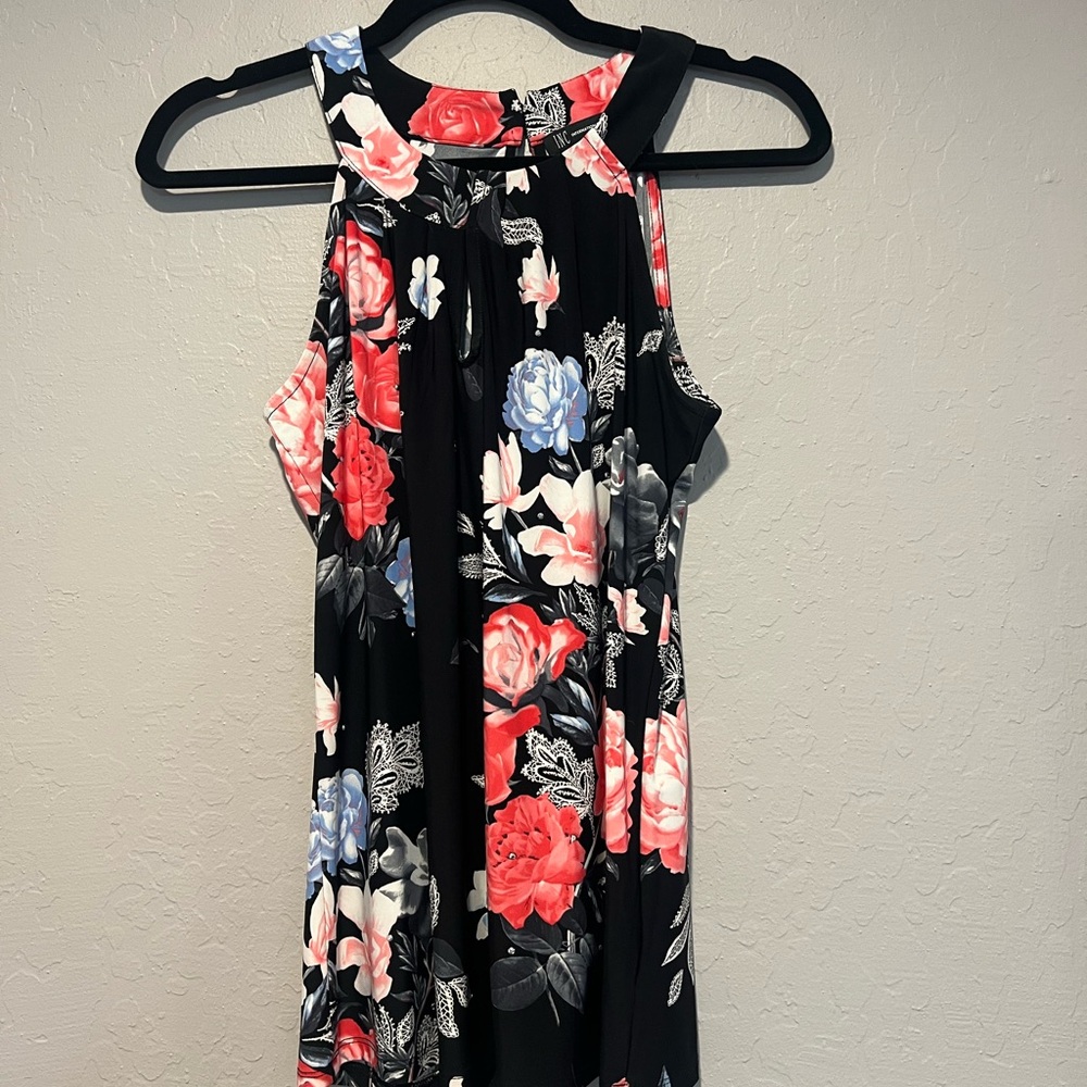Floral Sleeveless Top